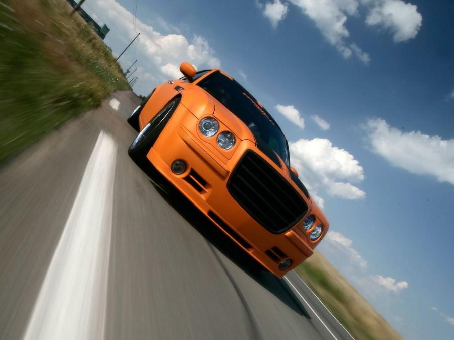  Chrysler 300C by Parotech Norev 2006 года  (фото 4 из 4)